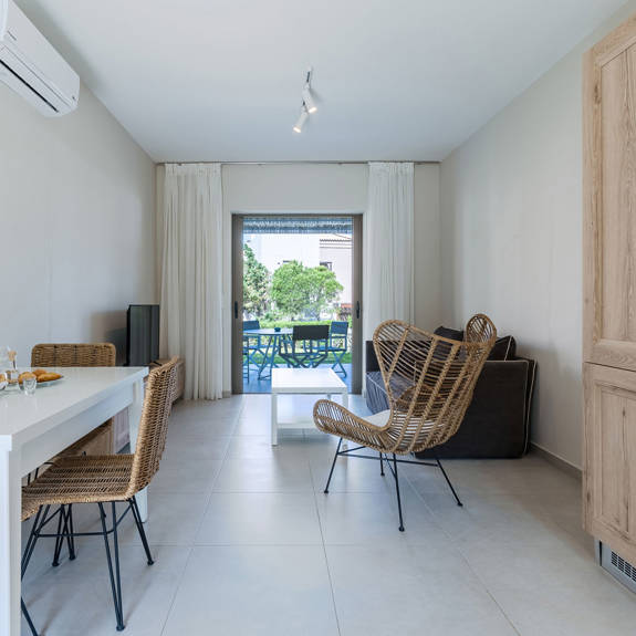 apartment room with kitchen and living room in an one bedroom apartment in plakias, rethymno, crete