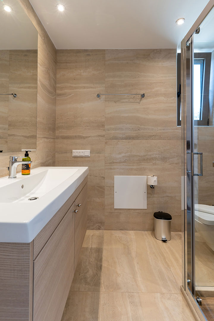 bathroom with shower and big washbasin in a two bedrooms maisonette in plakias, rethymno, crete
